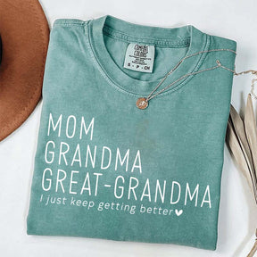 Mom Grandma Great-Grandma Pregnancy Announcement T-Shirt