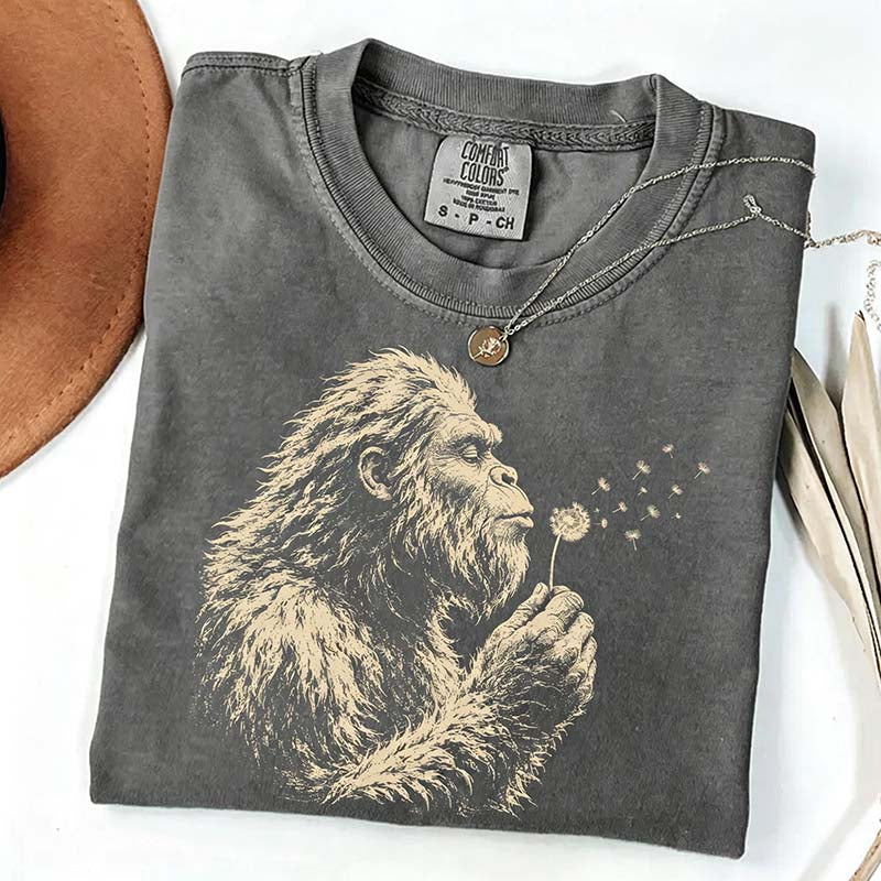 Vintage Bigfoot Dandelion T-Shirt