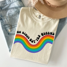 No Kings but YAS QUEENS T-Shirt