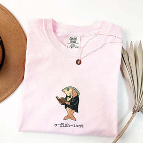 Funny Officiant Gift for Fisherman O-fish-iant T-Shirt