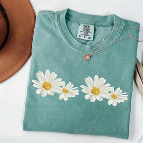 Daisy Summer Birth Month Flower T-Shirt
