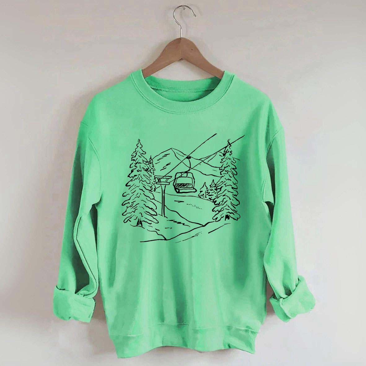 Mountain Graphic Winter Ski Sweatshirt