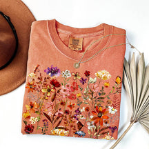 Vintage Pressed Flowers Market Boho Cottagecore T-Shirt