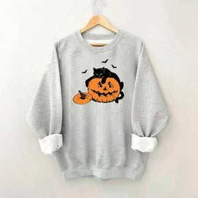 Vintage Black Cat Halloween Pumpkin Sweatshirt