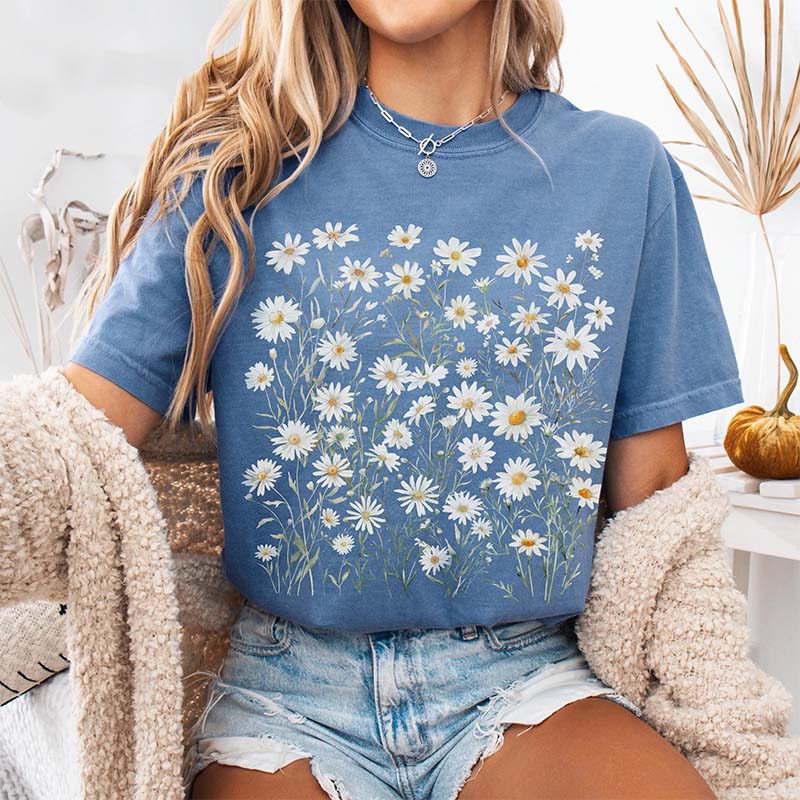 Daisy Flower Nature Aesthetic T-Shirt