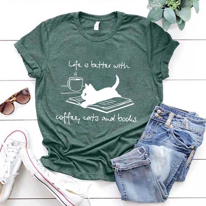 Funny Cats and Books Design T-Shirt