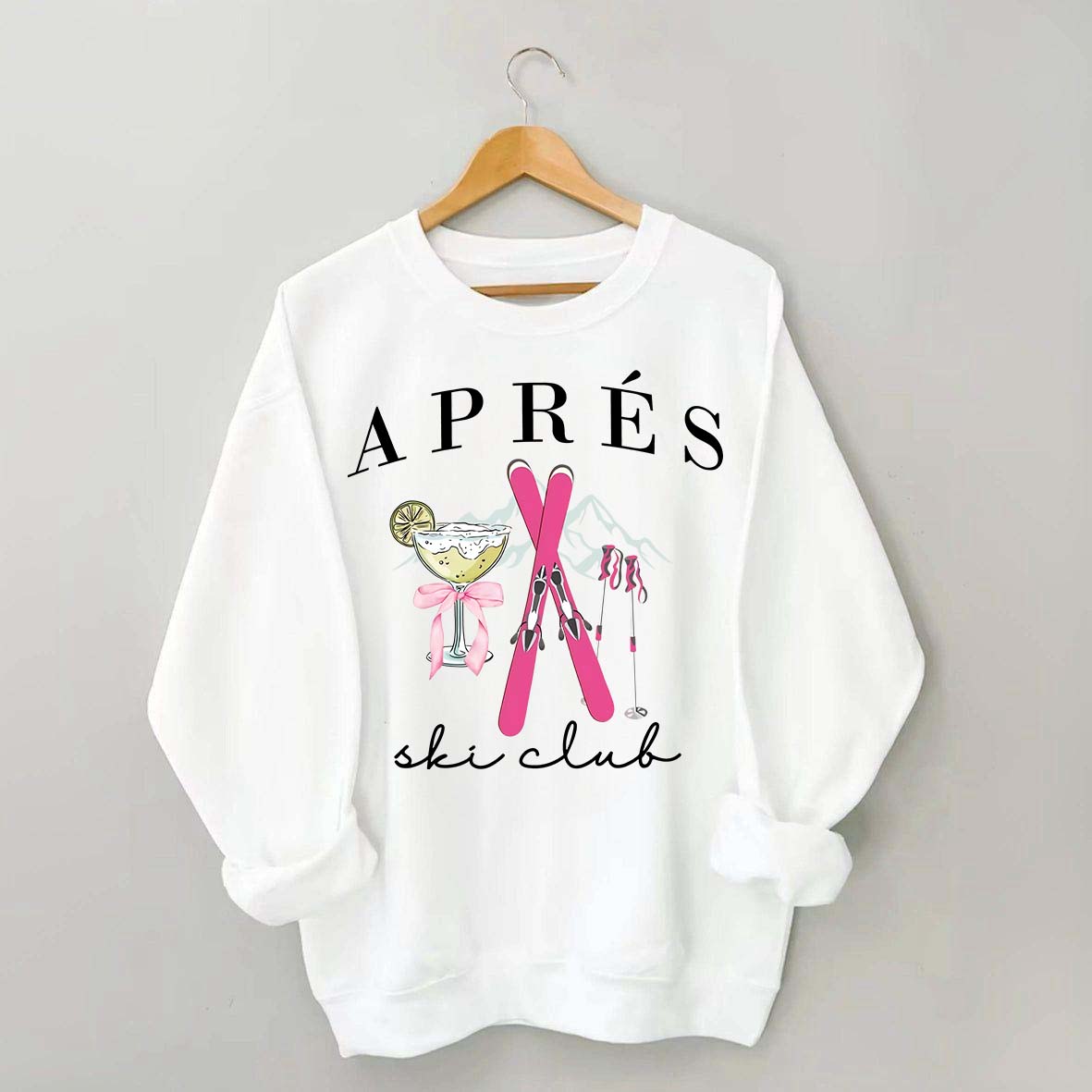 Apres Ski Club Cocktail Sweatshirt