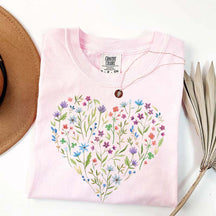 Cute Floral Heart Cottagecore T-Shirt