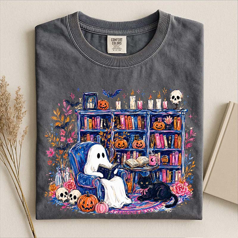 Ghost Book Reader Art T-Shirt