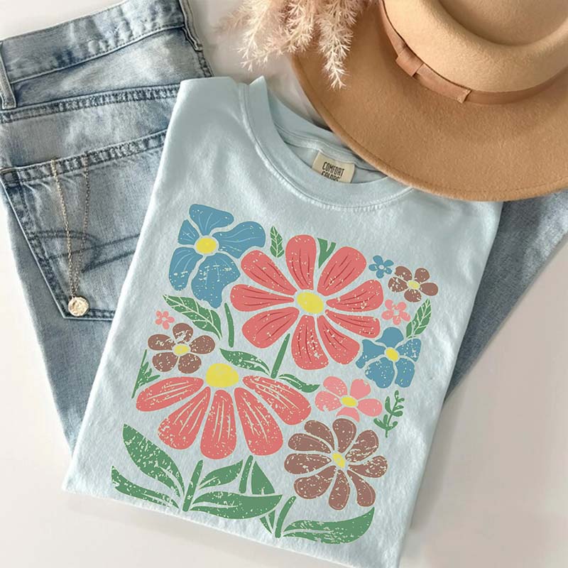 Boho Daisy Flower Wildflower Gardener Trendy T-Shirt