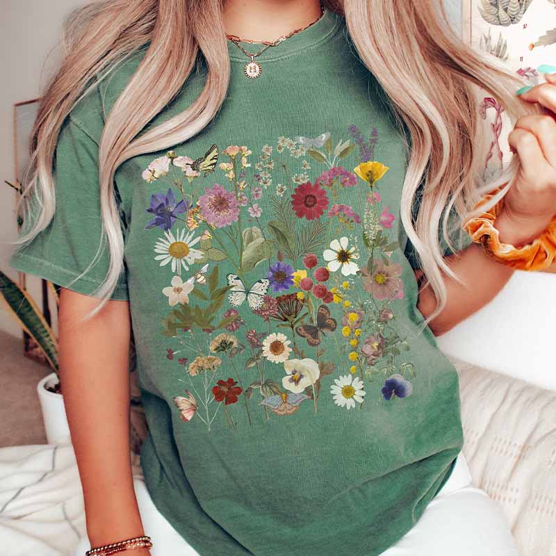 Vintage Pressed Flowers Cottagecore Blossom T-Shirt