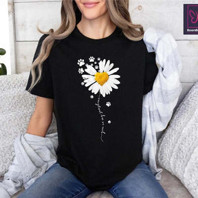 Dog Mom Daisy Flower T-Shirt