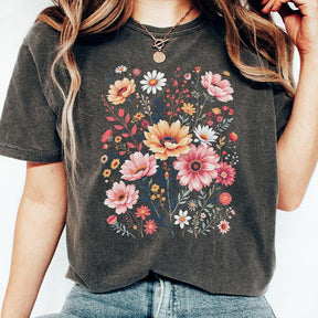 Pressed Flowers Vintage Wildflowers Mom T-Shirt