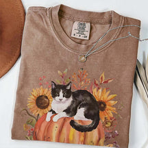 Fall Pumpkin Tuxedo Cat T-Shirt