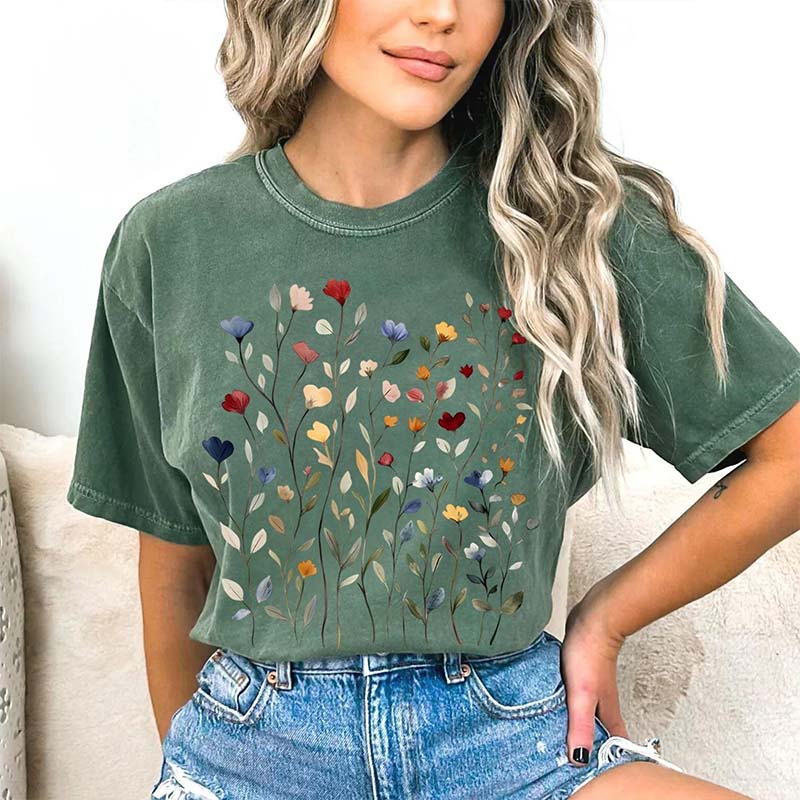 Vintage Pressed Flowers Gardener T-Shirt
