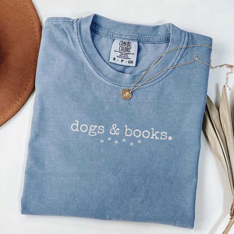 Dogs and Books Reading Librarian T-Shirt