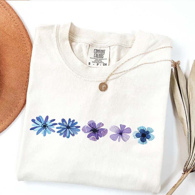Spring Blue Daisy Wildflowers T-Shirt