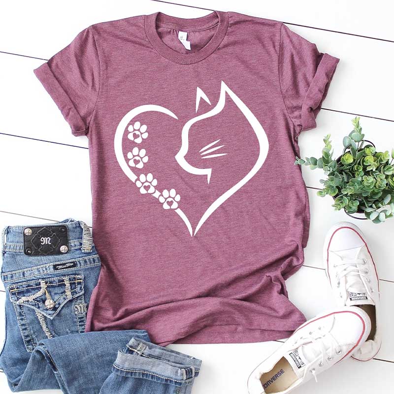 Cat Heart Owner Mom T-Shirt