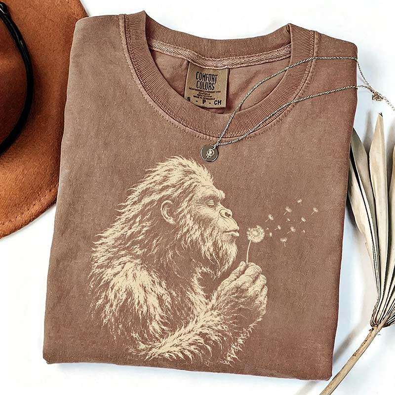 Vintage Bigfoot Dandelion T-Shirt