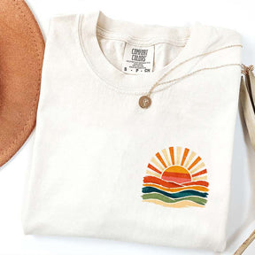 Vintage Sea Retro Ocean Sun Summer T-Shirt