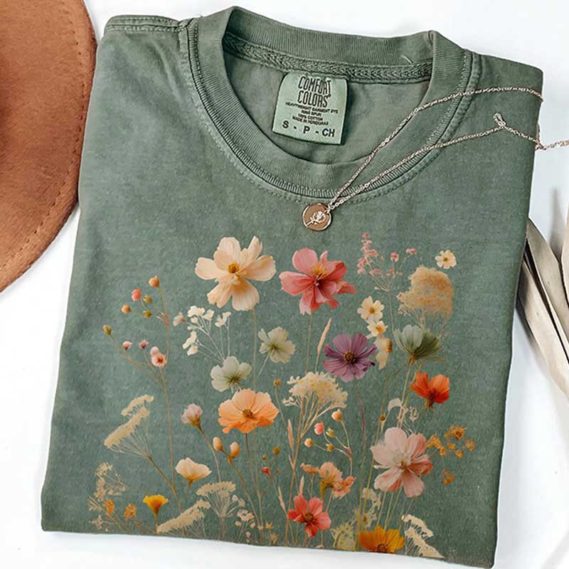 Vintage Boho Botanical Wildflowers Garden Lover T-Shirt