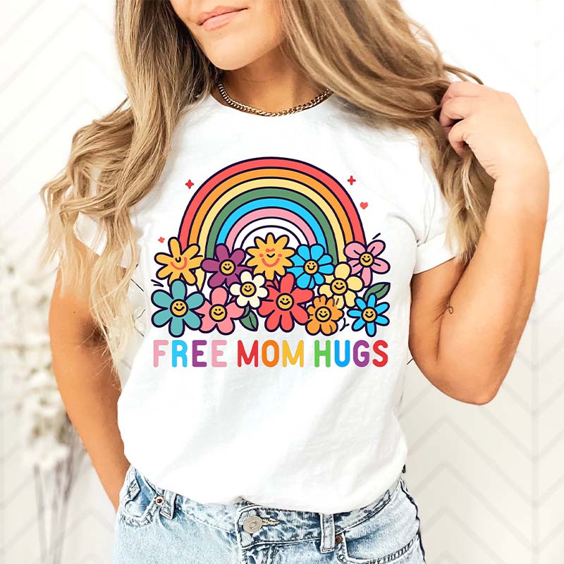 Free Mom Hugs Rainbow  T-Shirt