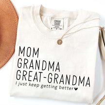 Mom Grandma Great-Grandma Pregnancy Announcement T-Shirt