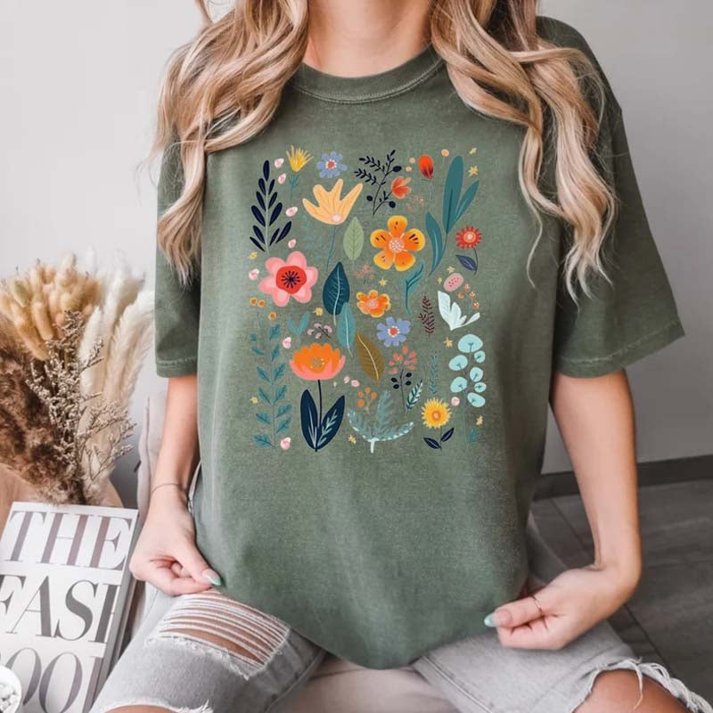 Comfort Colors Retro Flower Summer T-Shirt
