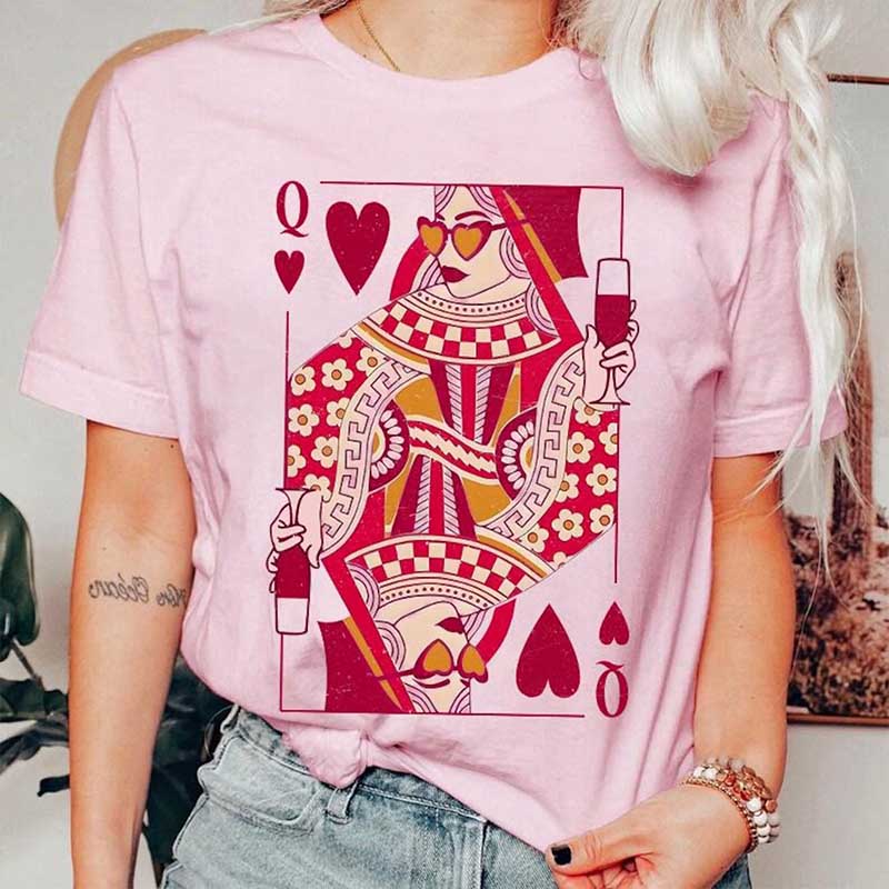Retro Vintage Queen of Hearts T-Shirt