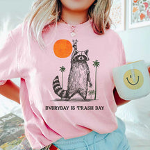 Everyday Is Trash Day Raccoon Meme Cool T-Shirt