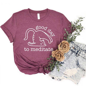 Cute Cat Yoga Meditation T-Shirt