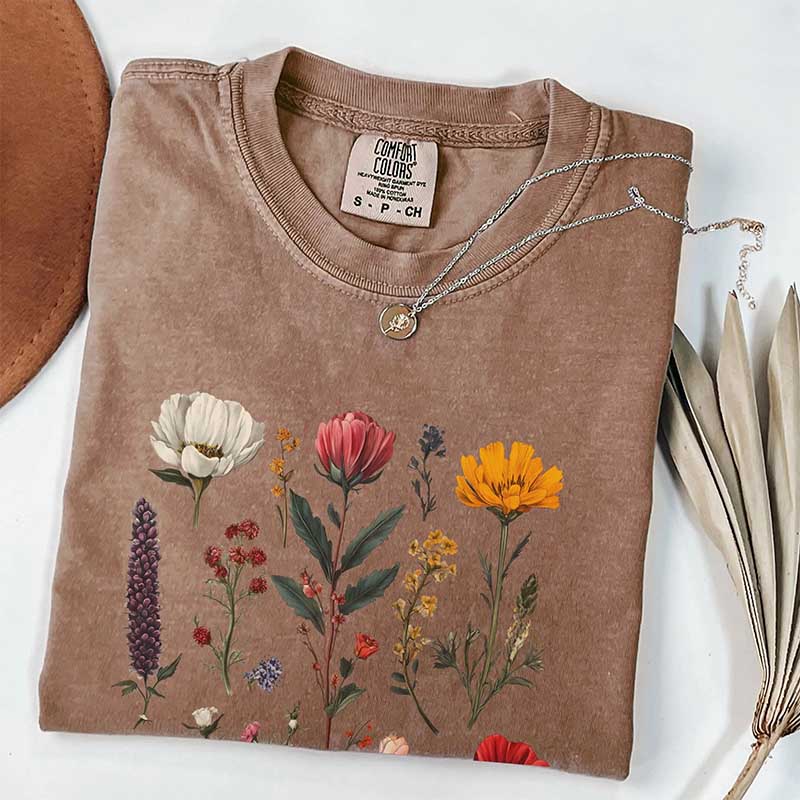 Boho Wildflowers Whimsigoth Cottagecore Floral  T-Shirt