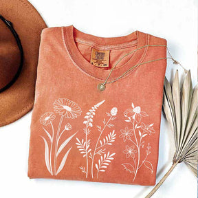 Minimalist Botanical Line Art Wildflower T-Shirt