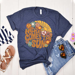 Retro Summer  Here Comes The Sun T-Shirt