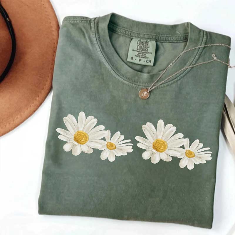 Daisy Summer Birth Month Flower T-Shirt