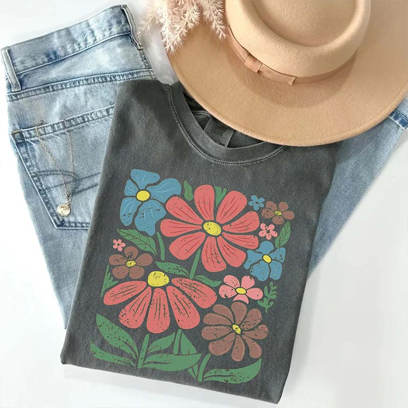 Boho Daisy Flower Wildflower Gardener Trendy T-Shirt