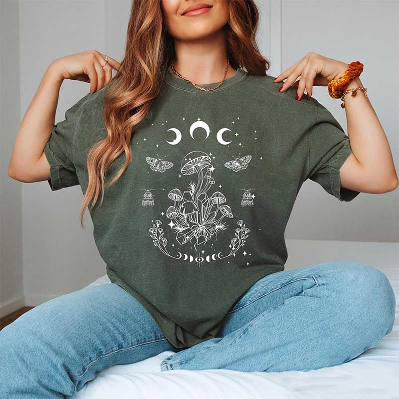 Retro Comfort Magic Mushroom Spiritual T-Shirt
