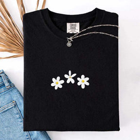 Daisy Flower Minimalist T-Shirt