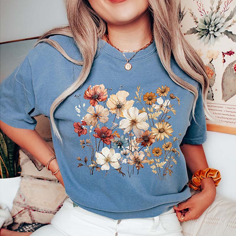 Retro Floral Boho Wildflowers Cottagecore T-Shirt