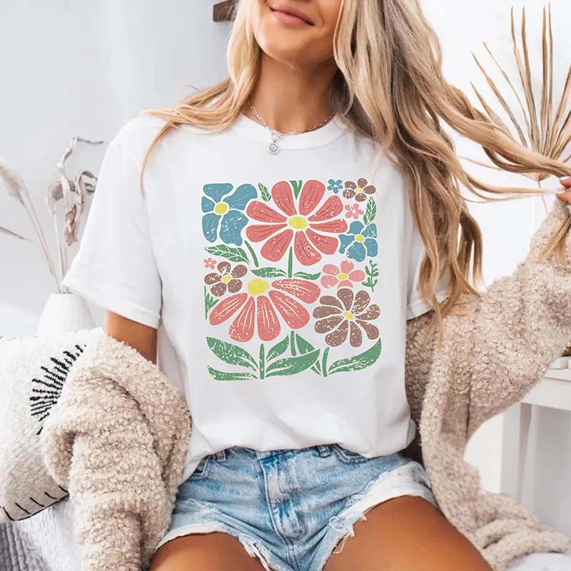 Boho Daisy Flower Wildflower Gardener Trendy T-Shirt