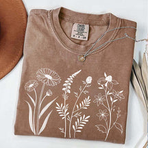 Minimalist Botanical Line Art Wildflower T-Shirt