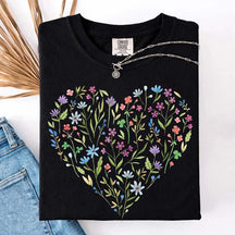 Cute Floral Heart Cottagecore T-Shirt