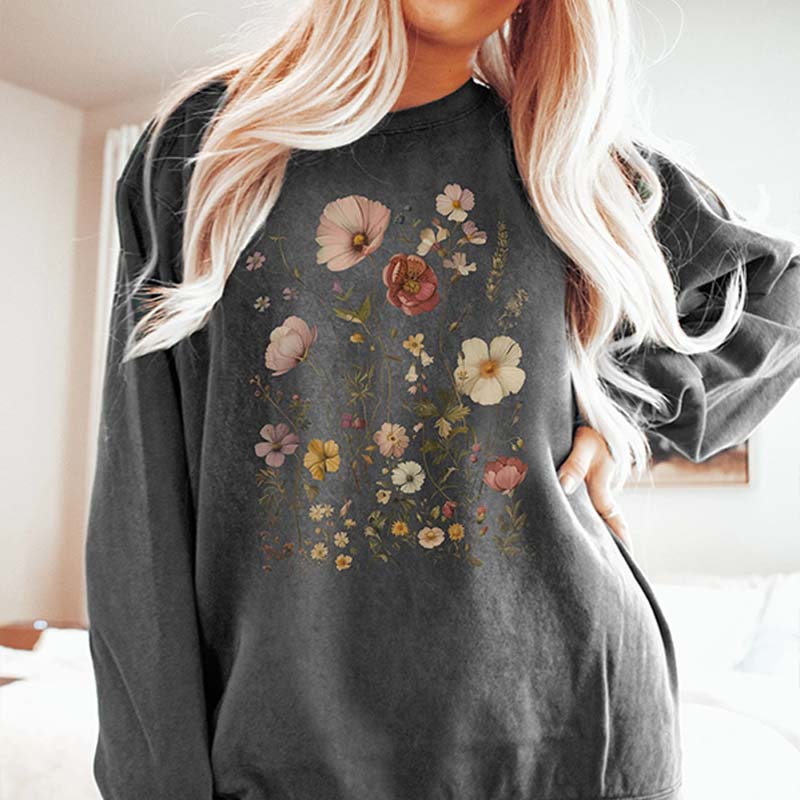 Retro Summer Flowers Lightweight Sweatshirt