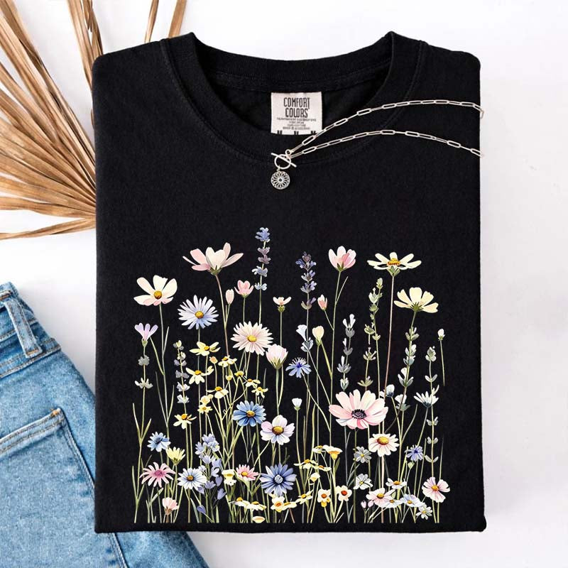 Minimal Floral Nature Inspired Botanical T-Shirt
