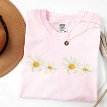 Daisy Summer Birth Month Flower T-Shirt