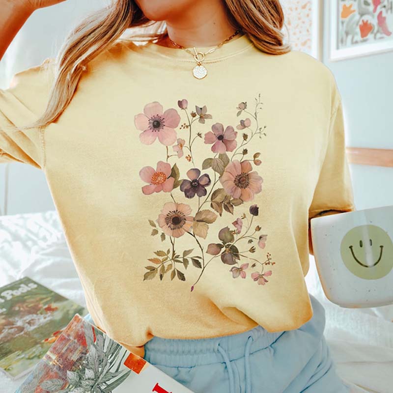 Retro Boho Botanical Pressed Flowers T-Shirt