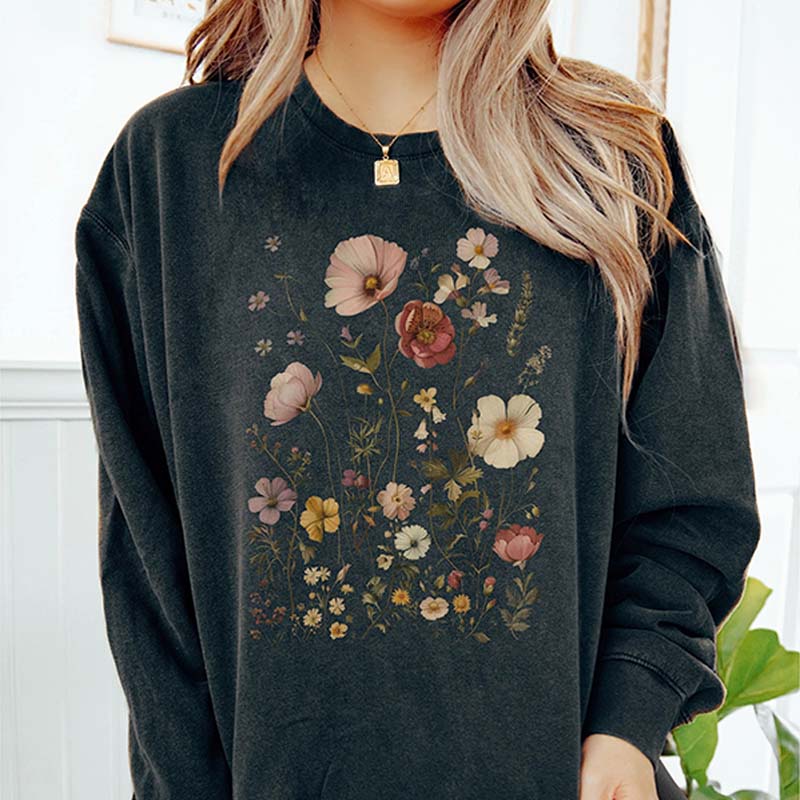 Retro Summer Flowers Lightweight Sweatshirt