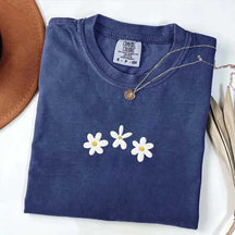 Daisy Flower Minimalist T-Shirt