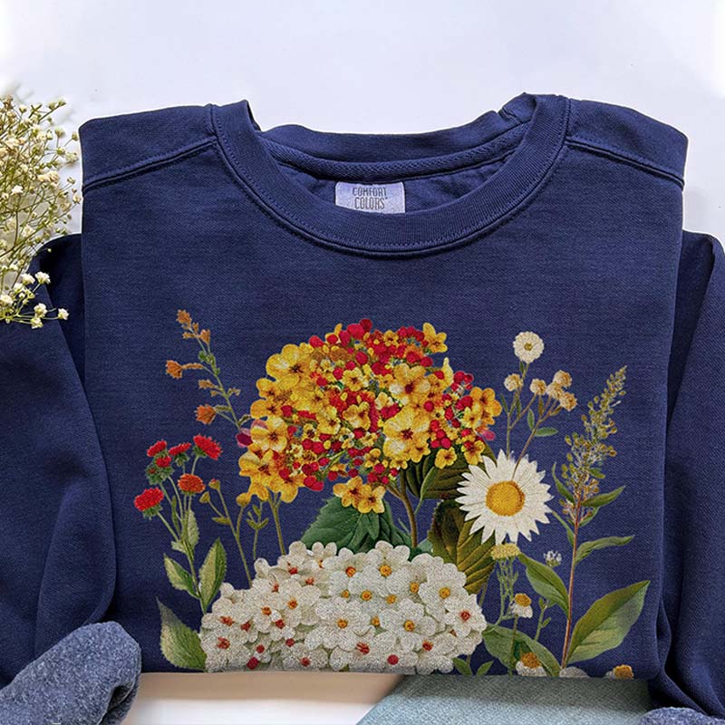 Hydrangeas Daisies Vintage Pressed Flowers Sweatshirt