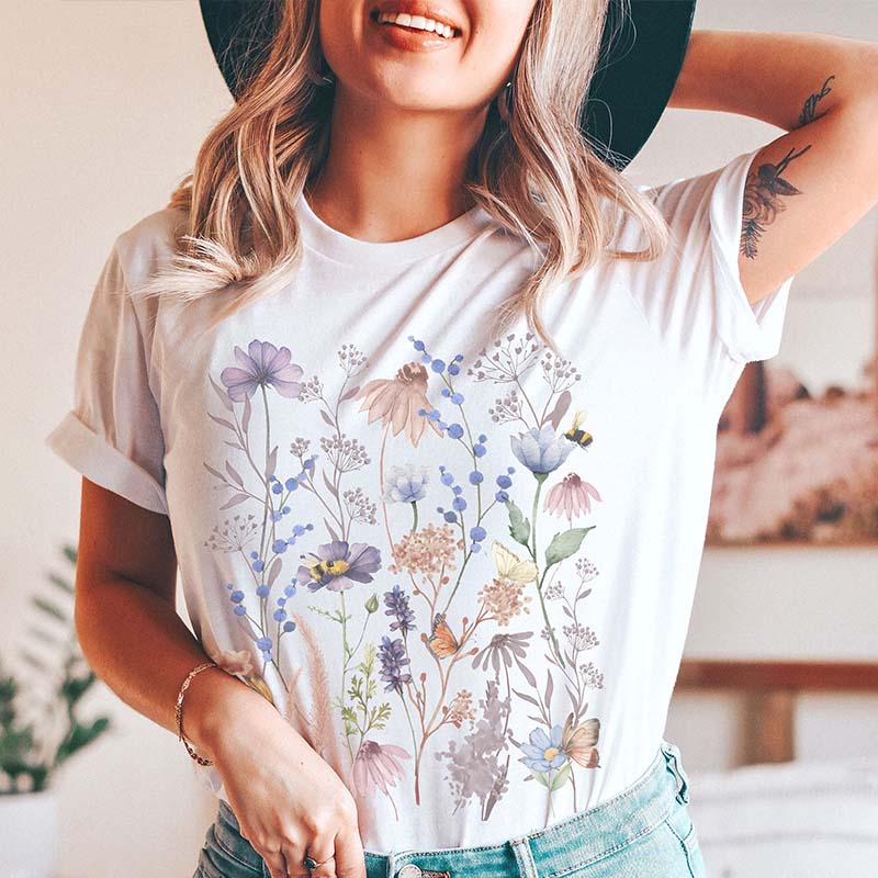 Boho Pressed Flower Vintage Botanical Meadow T-Shirt